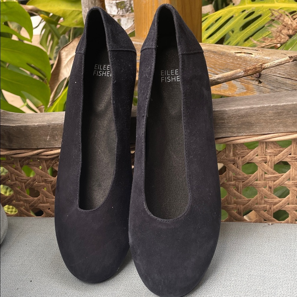 Eileen Fisher Women's Elegant Black Flats